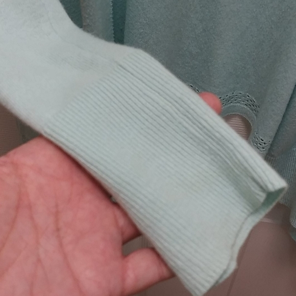 Lilly Pulitzer Jacey Sweater‎ in Skye Blue - Picture 5 of 12